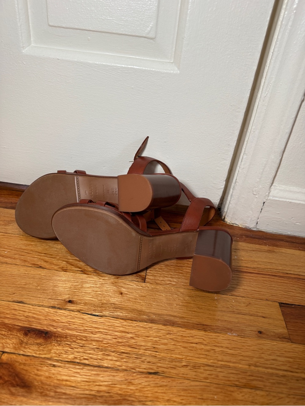 Sezane Block Heel Sandals - 40 (9) - Picture 3 of 3